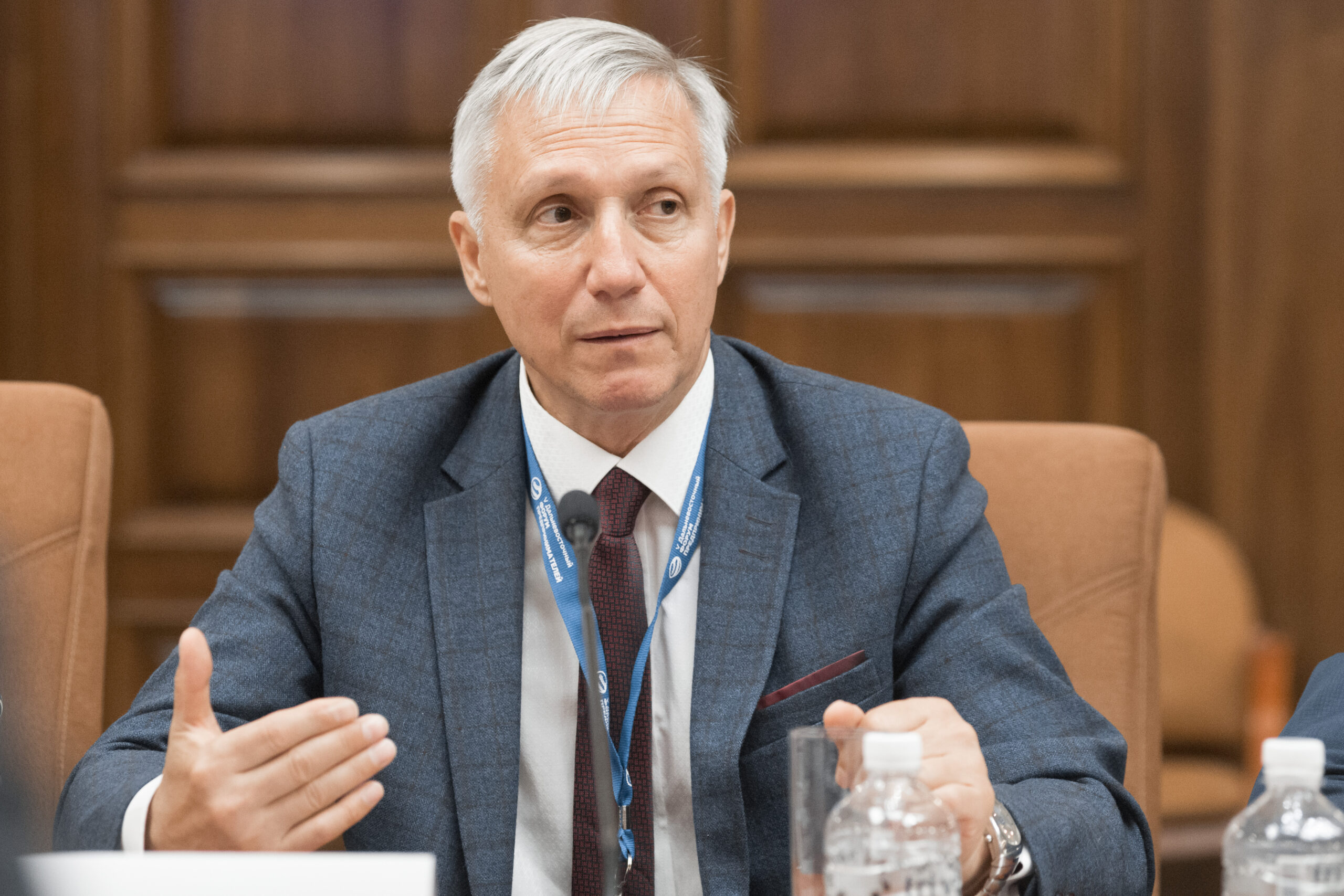 Герасимов или Веретенников? Кто все-таки станет защитником бизнеса в Хабаровском крае