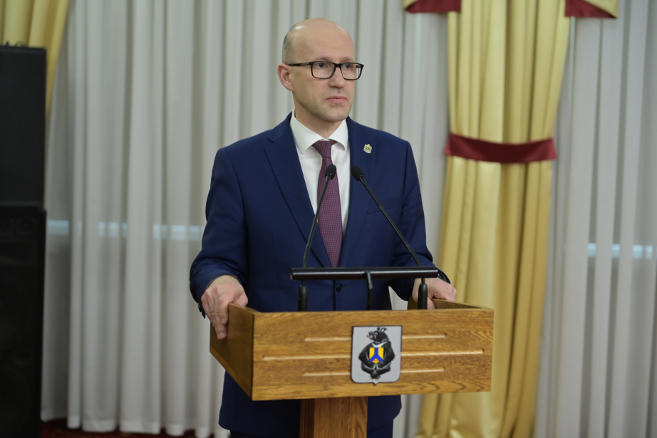 Евгений Никонов: от доверия до подозрения