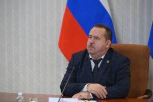 министр природных ресурсов хабаровского края леонтьев
