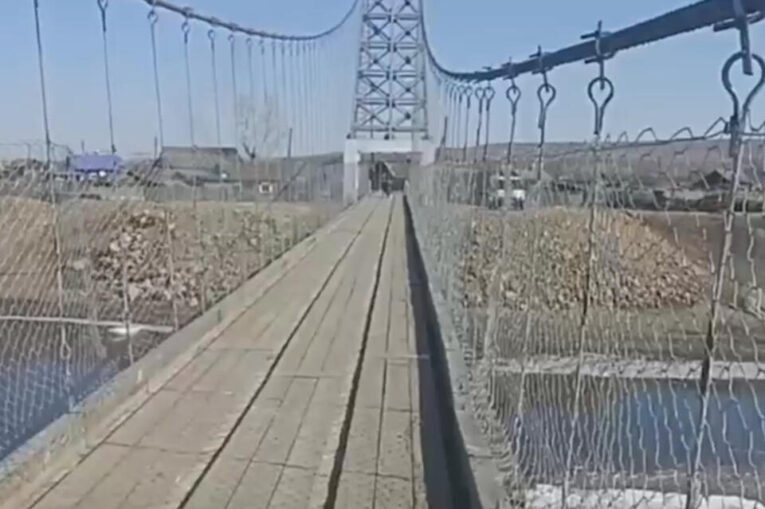 Глава Приискового в Забайкалье получила условный срок за “танцующий мост”