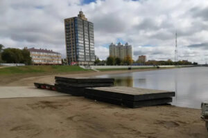 Бассейн для Центра закаливания начали устанавливать в Благовещенске