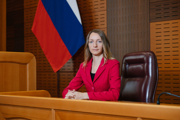 Председателем Заксобрания Приамурья стала Екатерина Снежко